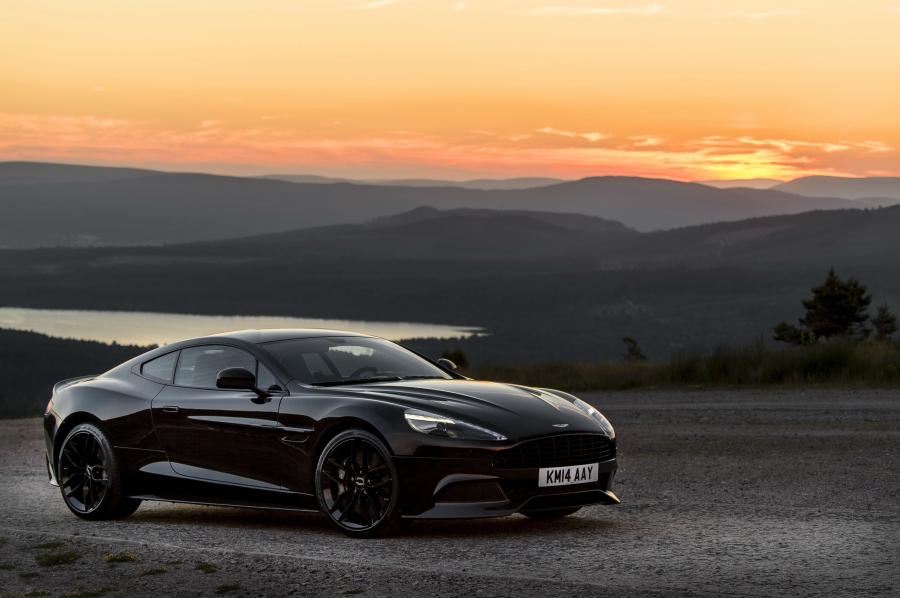  Aston Martin Vanquish Carbon Black 2014 года  (фото 18 из 30)